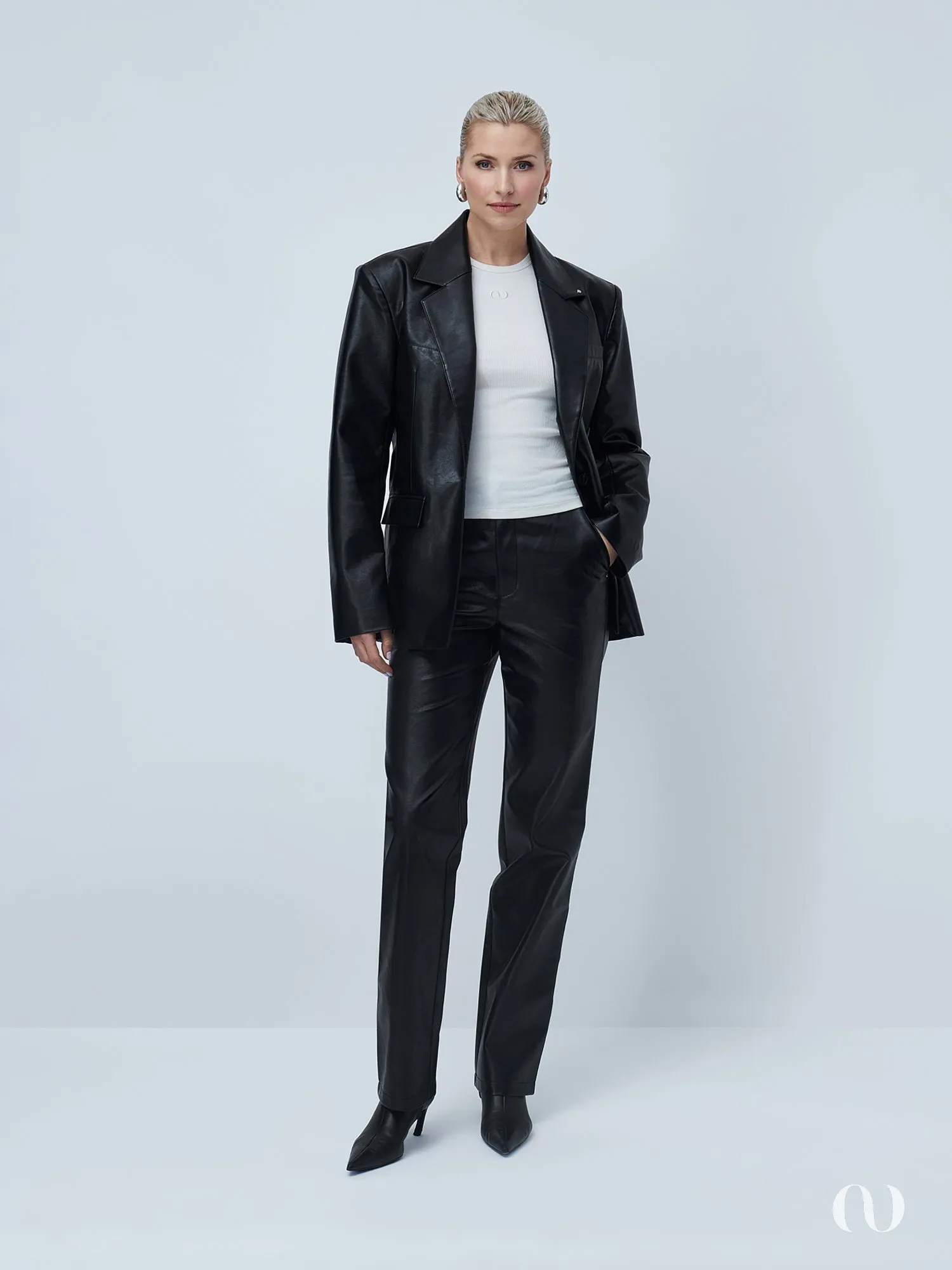 Insa Pants sold by LeGer