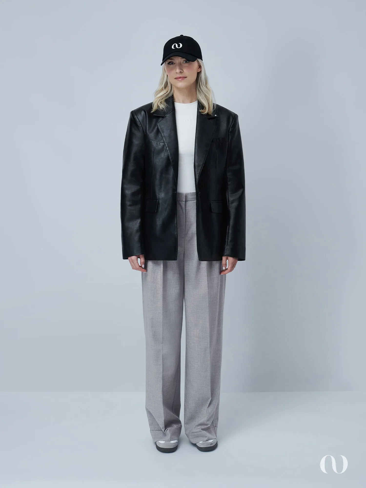 Edda Cap sold by LeGer