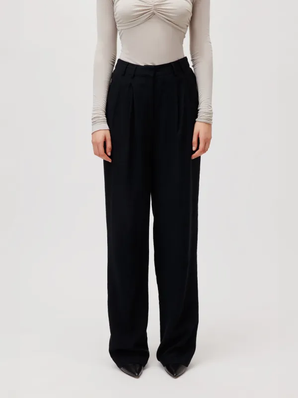 Hose 'Draco Tall' sold by LeGer