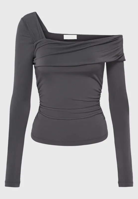 Charleen Longsleeve sold by LeGer