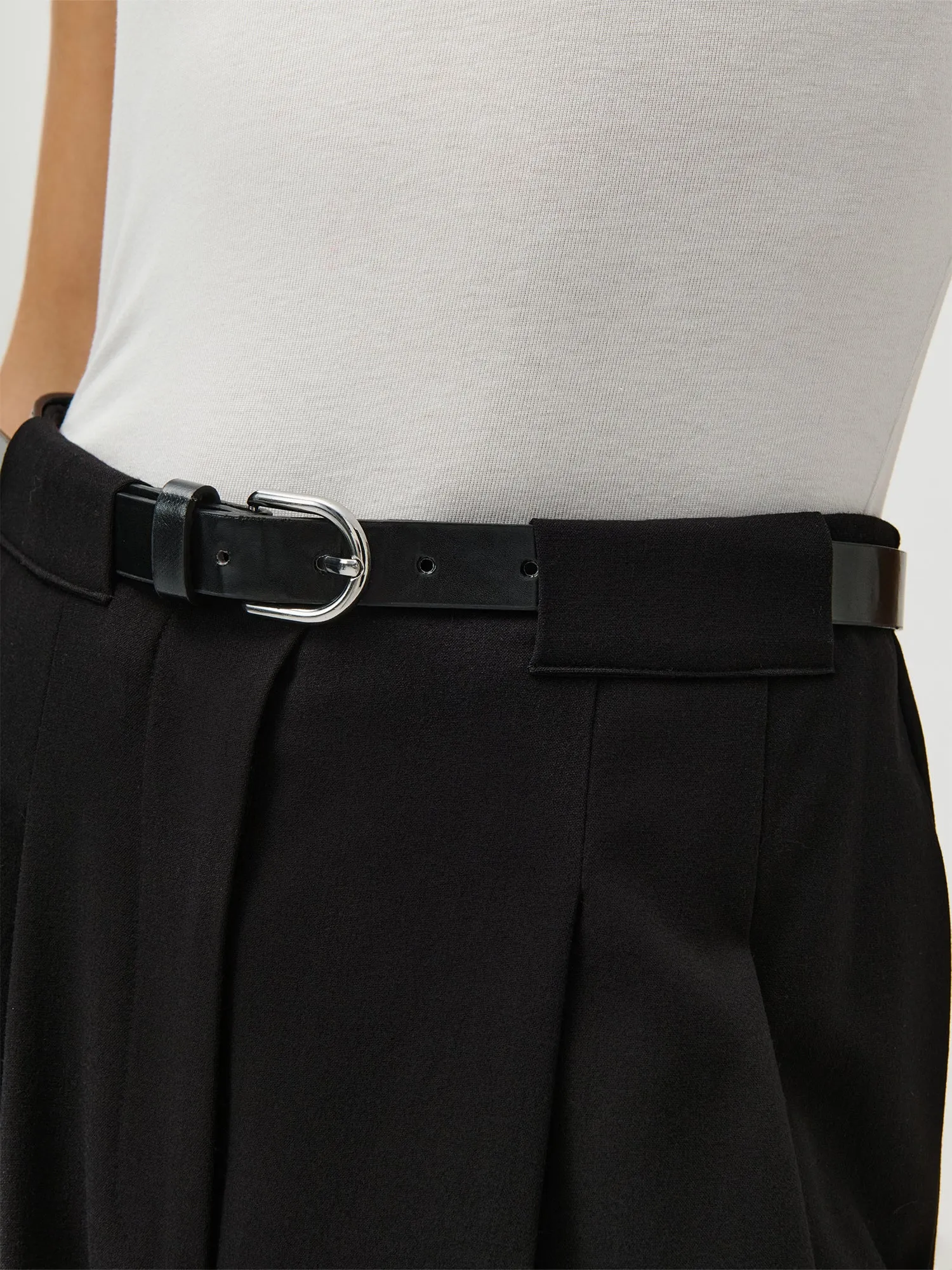 Jeromina Pants sold by LeGer product image thumbnail 5