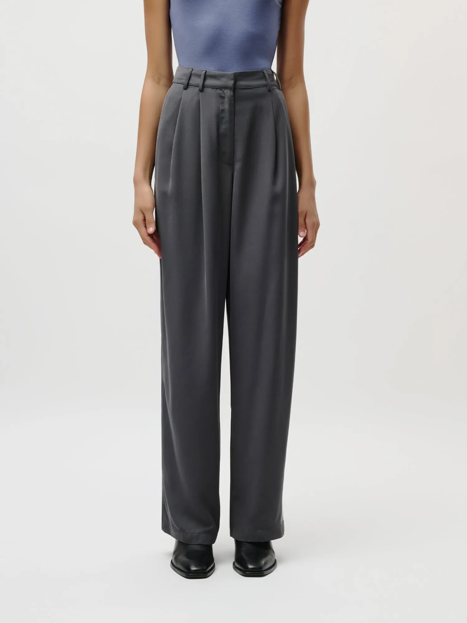 Kora Pants sold by LeGer