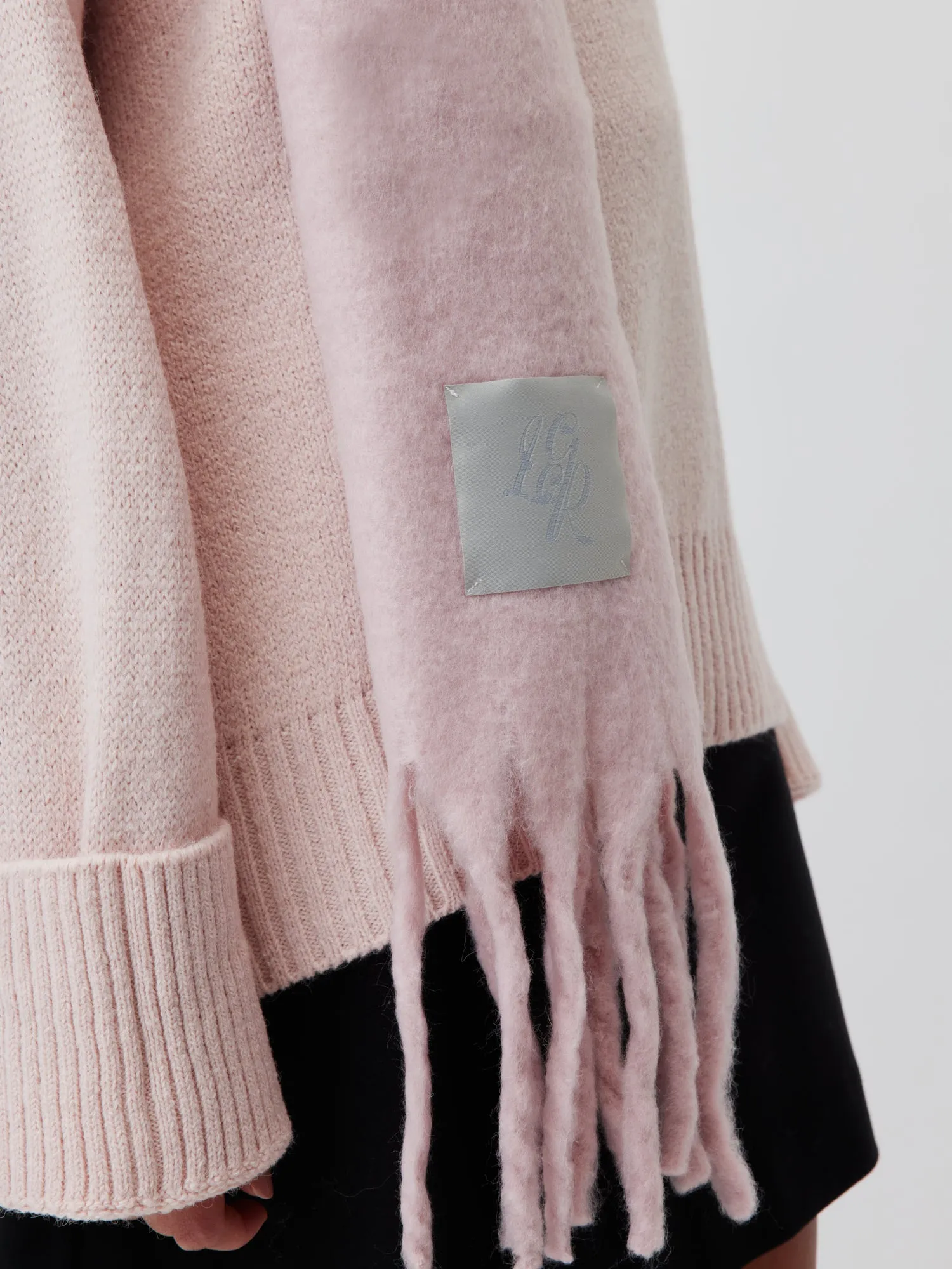 Schal 'Isabelle' sold by LeGer product image thumbnail 5