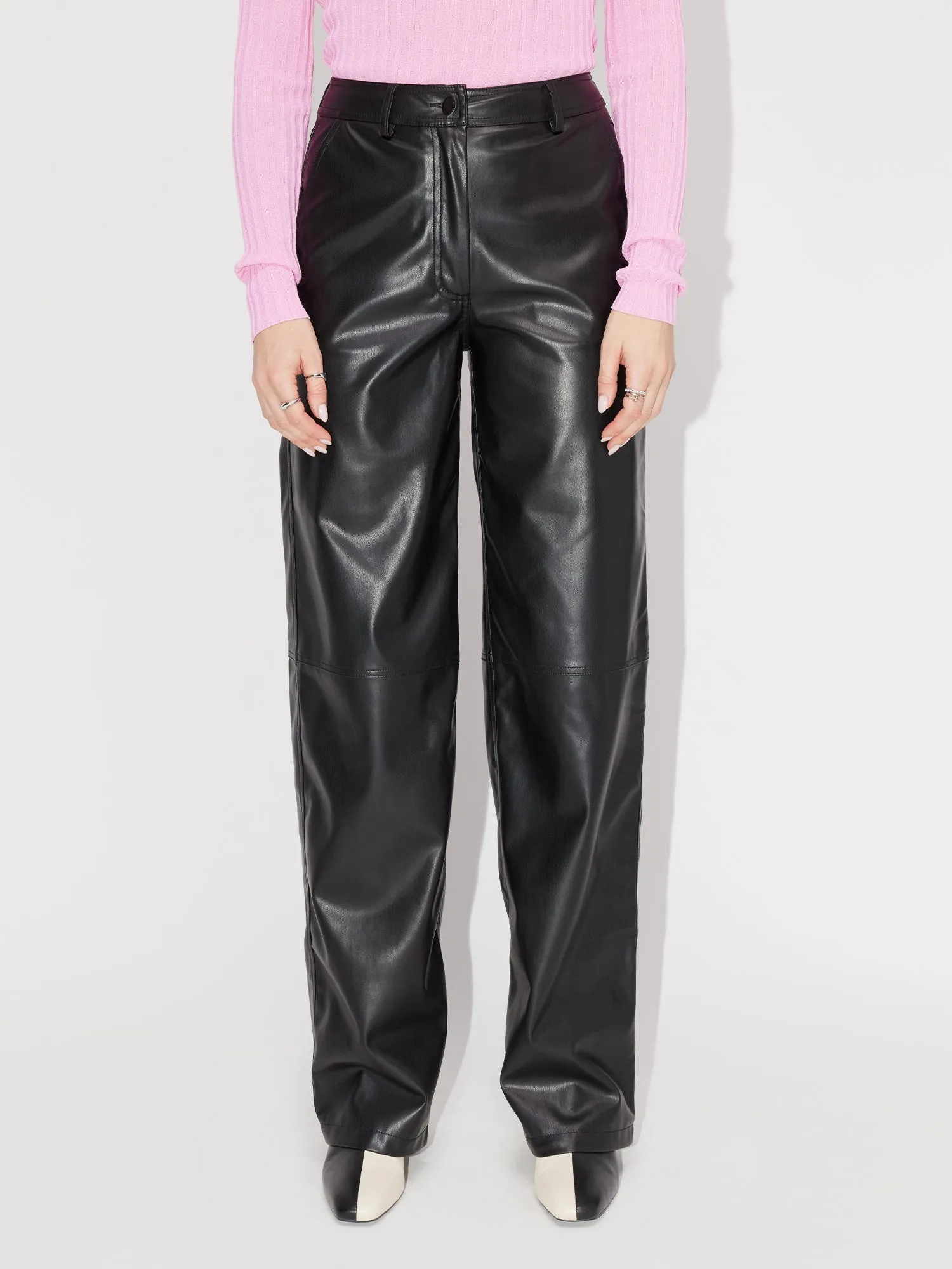 Hose 'Raven' sold by LeGer