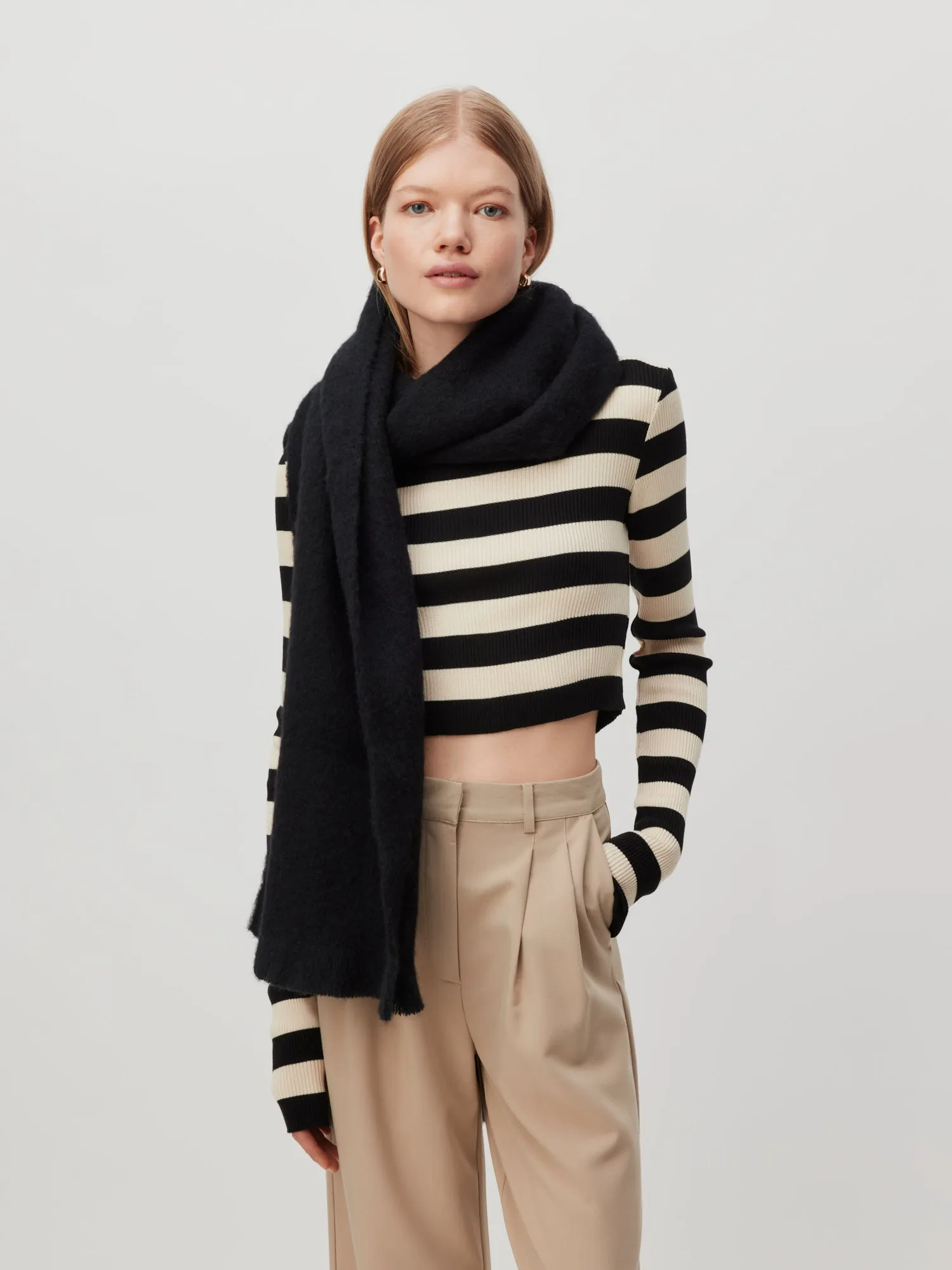 Schal 'Juliane' sold by LeGer