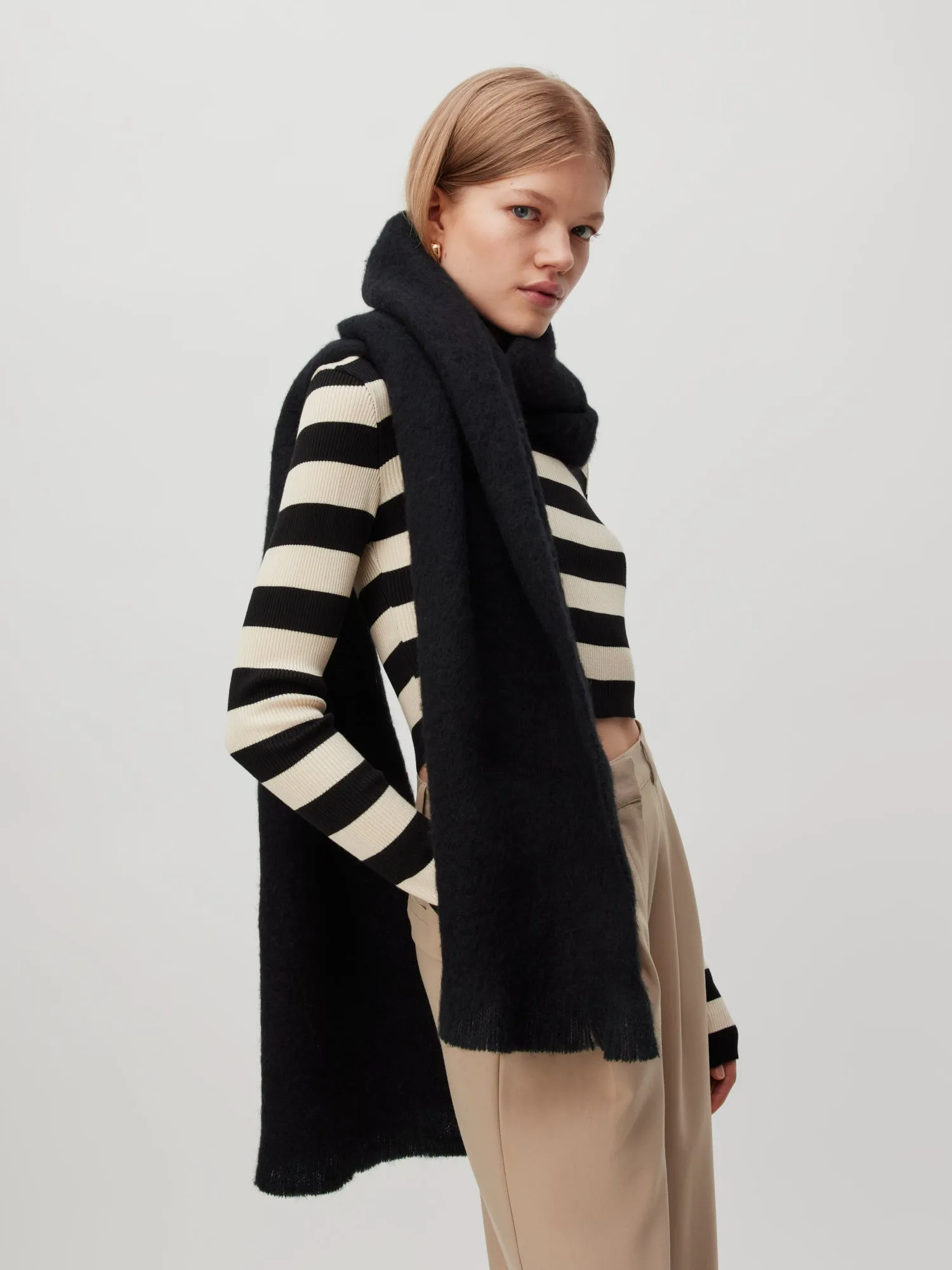 Schal 'Juliane' sold by LeGer product image thumbnail 3