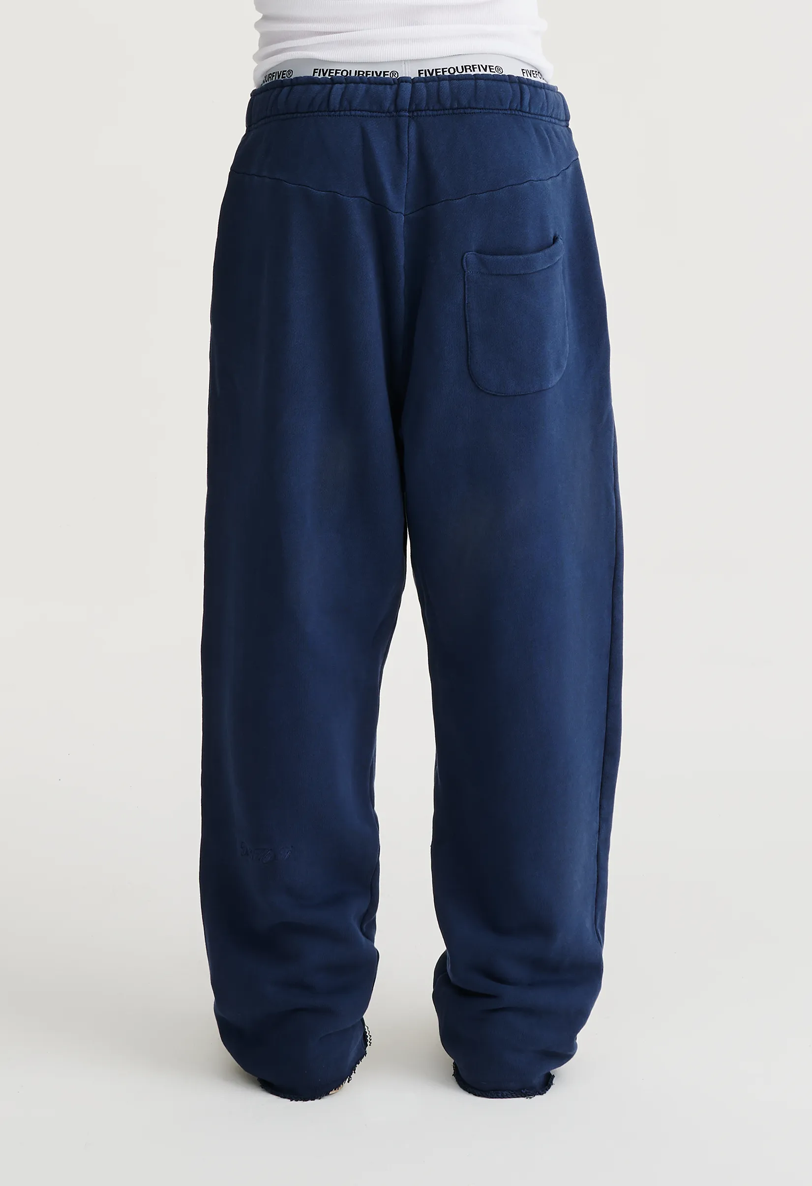 545 EVERYDAY HEAVY COTTON SWEATPANTS WASHED NAVY sold by Fivefourfive product image thumbnail 2