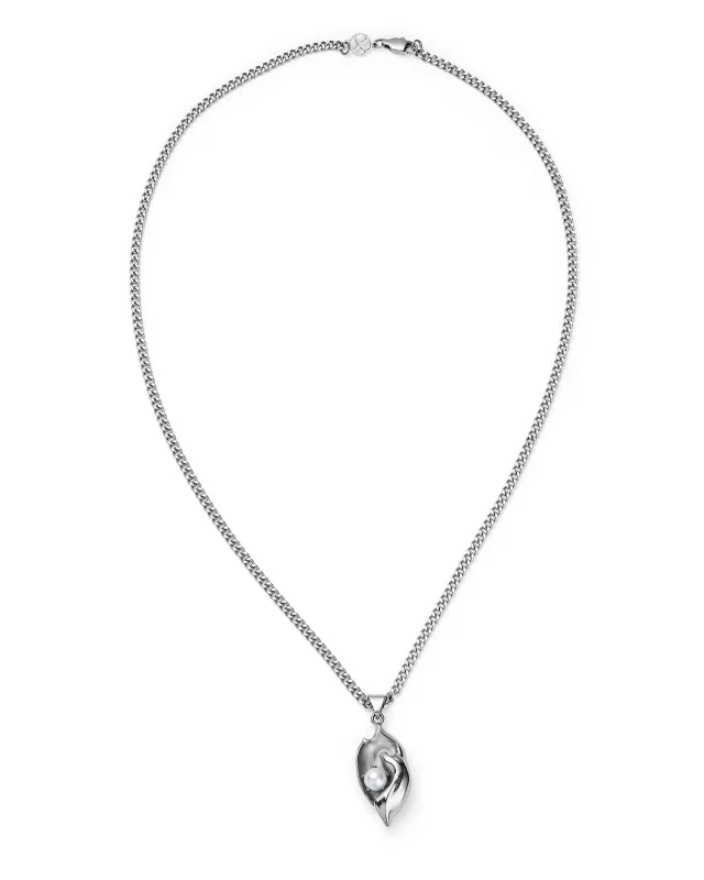 Mantle made by Vitaly Design