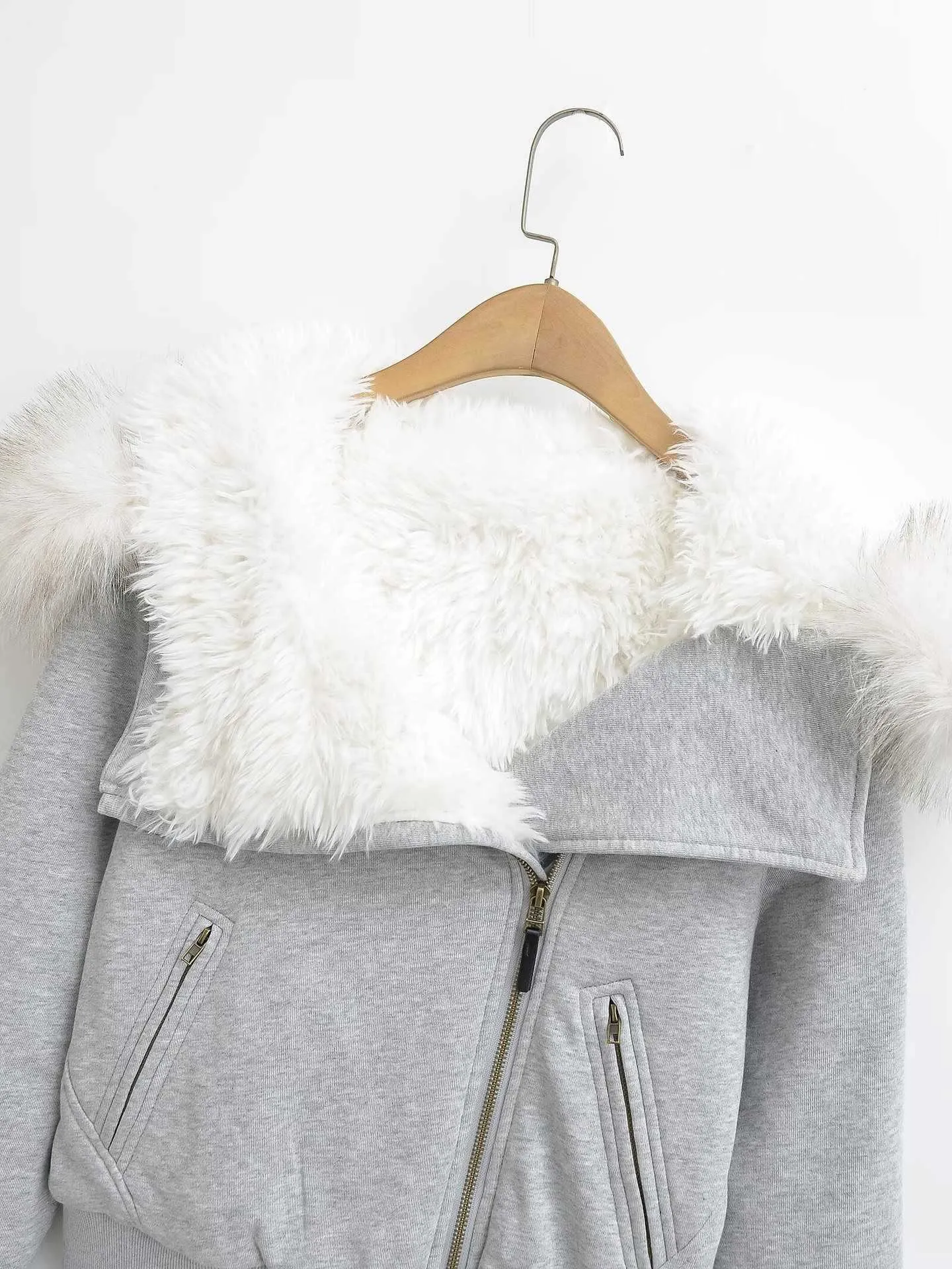 Sunzel Womens Zip Up Hoodie Jacket Faux Fur Hood Trim Cropped Coat, Sherpa Lined Warm Sweatshirt Jacket with Pockets, Fall Winter Casual Outerwear sold by Sunzel product image thumbnail 4