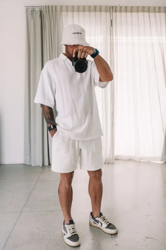 LEISURE TEE sold by Atilla & Co