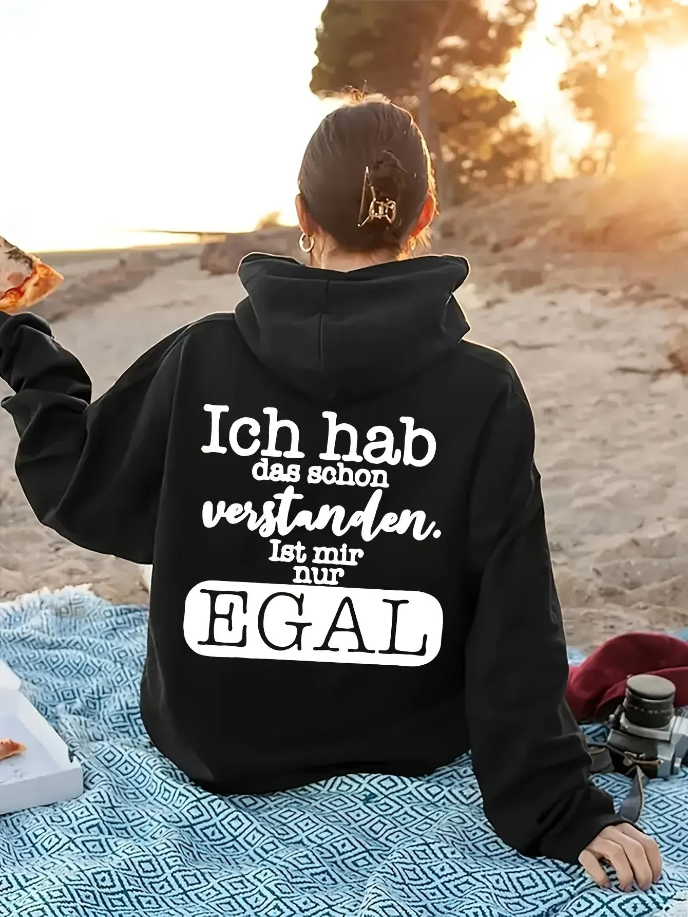 Tailorly Women's Printed Hoodie - I Understand I Just Dont Care German Text sold by Tailorly