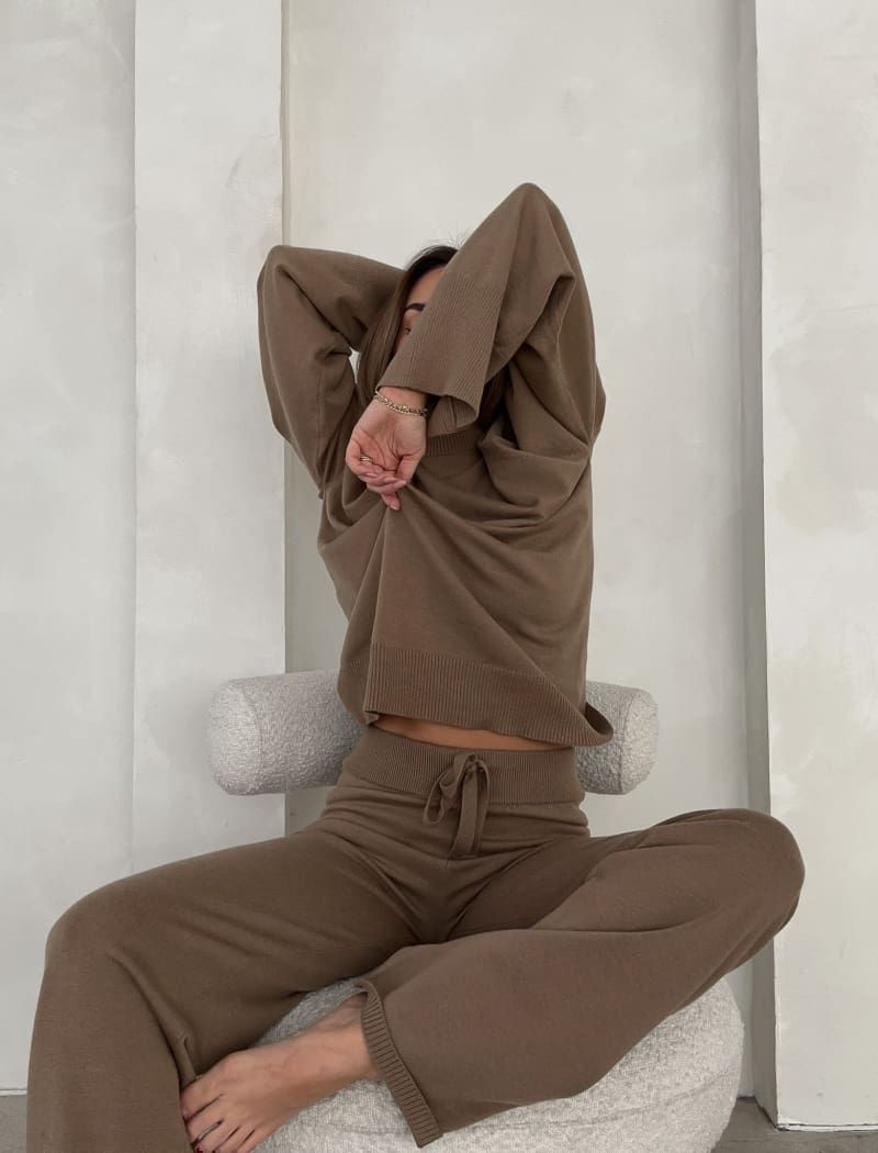 Tahoe Pullover | Teddy sold by Rumored product image thumbnail 4