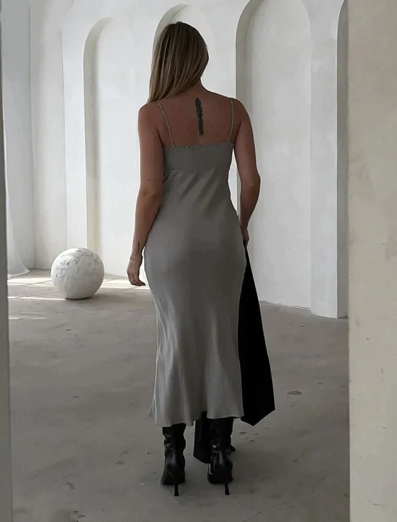 Saratoga Springs Midi Dress | London Fog sold by Rumored product image thumbnail 7