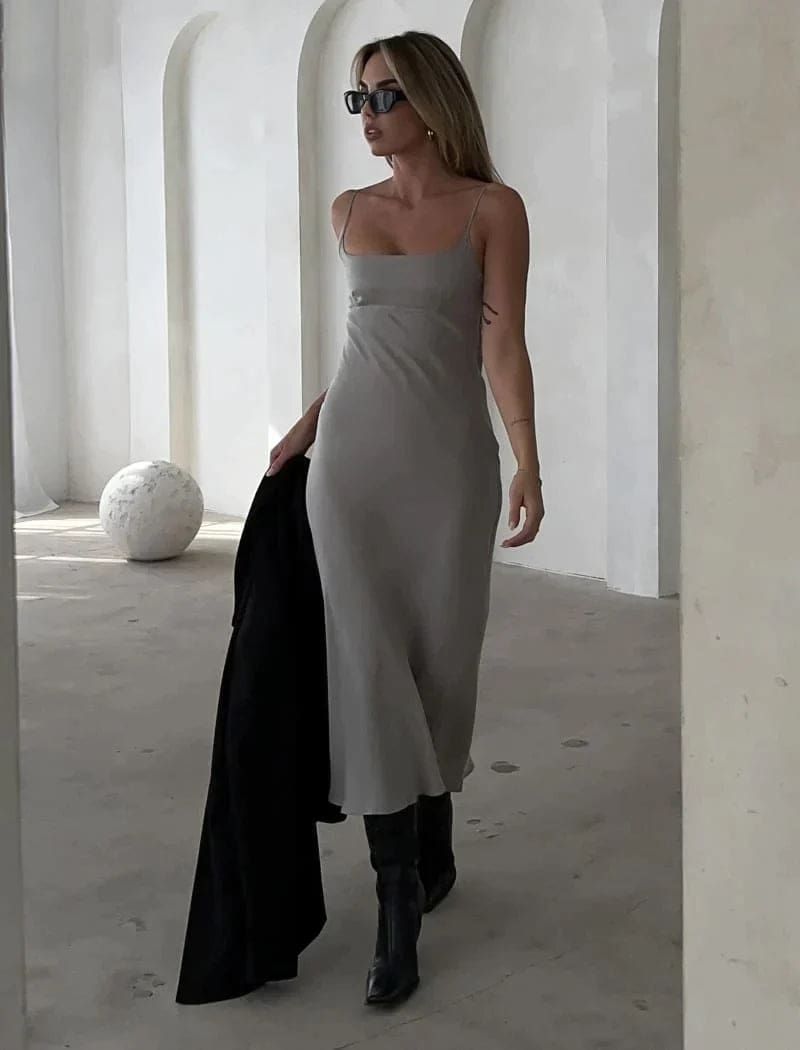 Saratoga Springs Midi Dress | London Fog sold by Rumored product image thumbnail 5