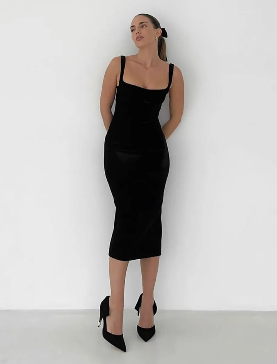 Runway Midi Dress | Black Velvet | Parallel Runway Midi Dress | Black Velvet | Parallel
