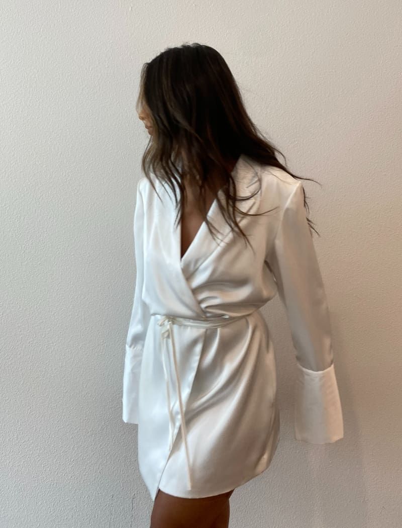 Gramercy Blazer Dress | White sold by Rumored product image thumbnail 4