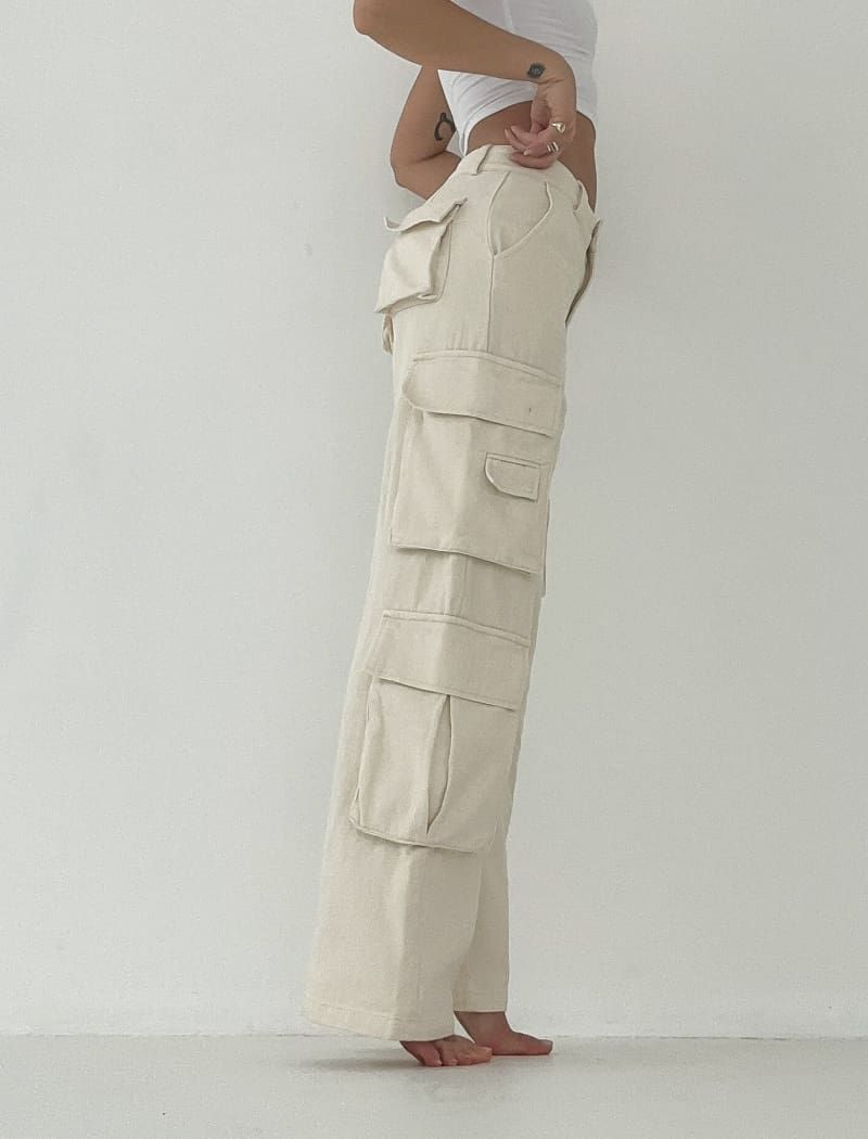 Union Cargo Pant | Sand sold by Rumored product image thumbnail 3