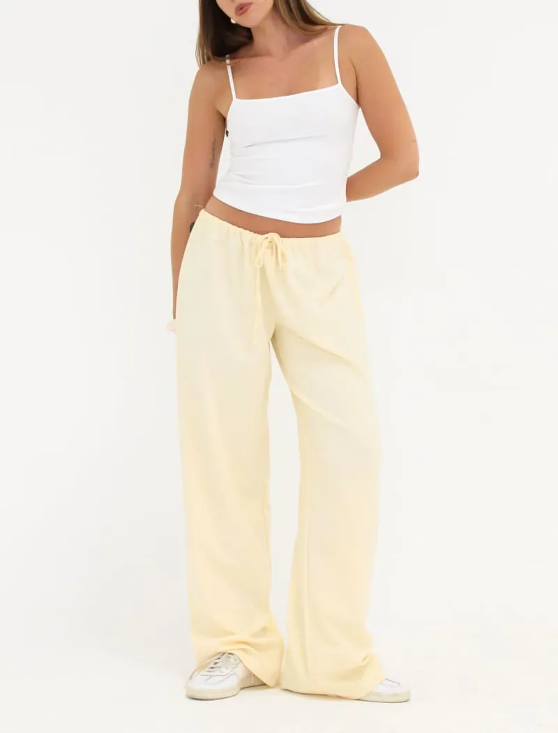 Timeless Tank | White sold by Rumored product image thumbnail 5