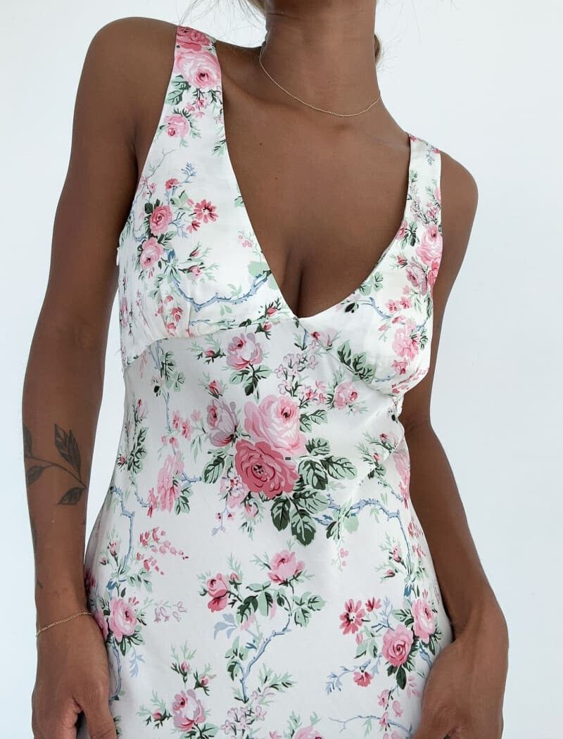 Daydream Midi Dress | Farmhouse Floral sold by Rumored product image thumbnail 3