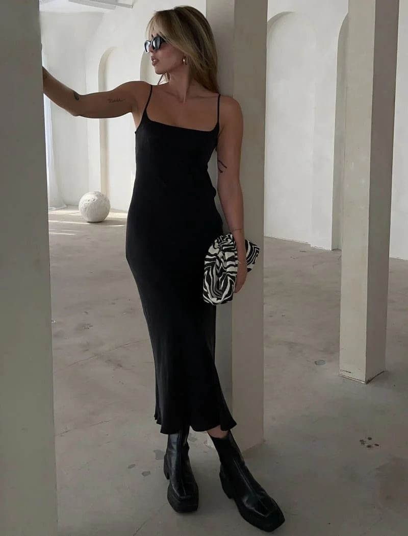 Saratoga Springs Midi Dress | Black sold by Rumored product image thumbnail 6