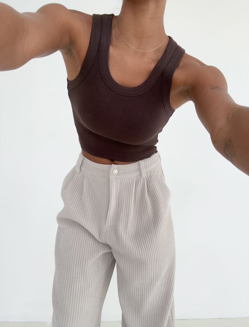 Yankee Tank | Espresso sold by Rumored product image thumbnail 3