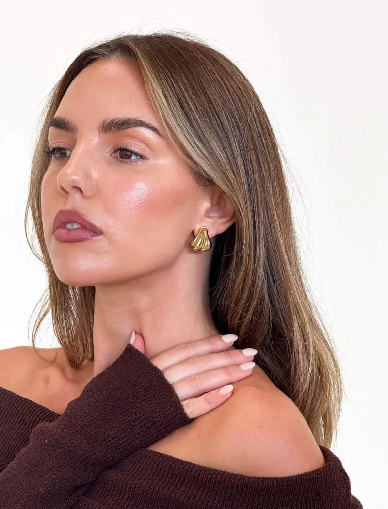 Angel Of Mine Studs | Gold sold by Rumored product image thumbnail 5