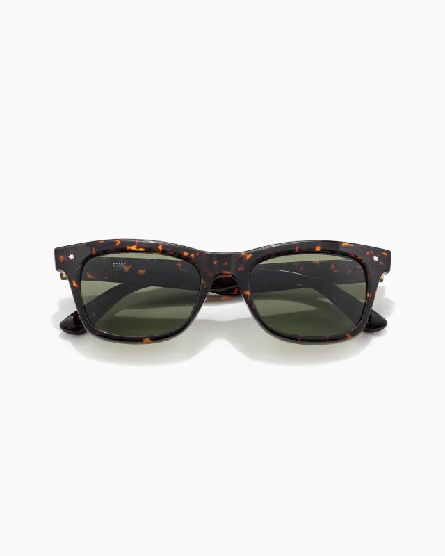 hardy ; wasp / moss polarised made by Szade