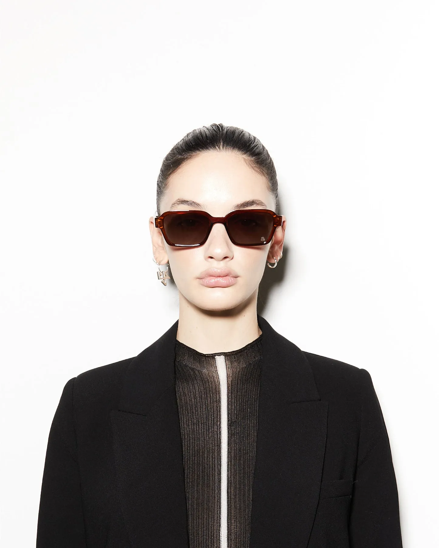 booth ; new spice / hustler brown polarised sold by Szade product image thumbnail 3