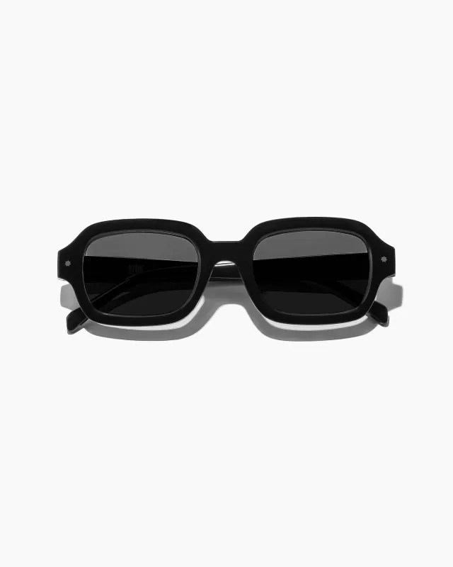 slade ; elysium double black / ink polarised made by Szade