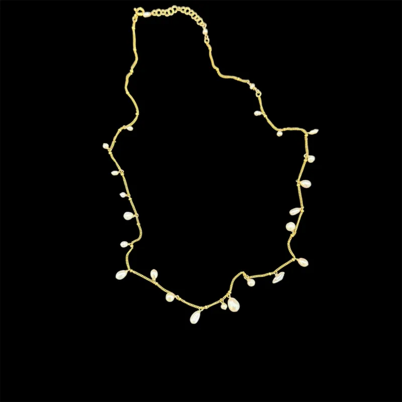 Harriet’s pearls sold by Ace of Swords