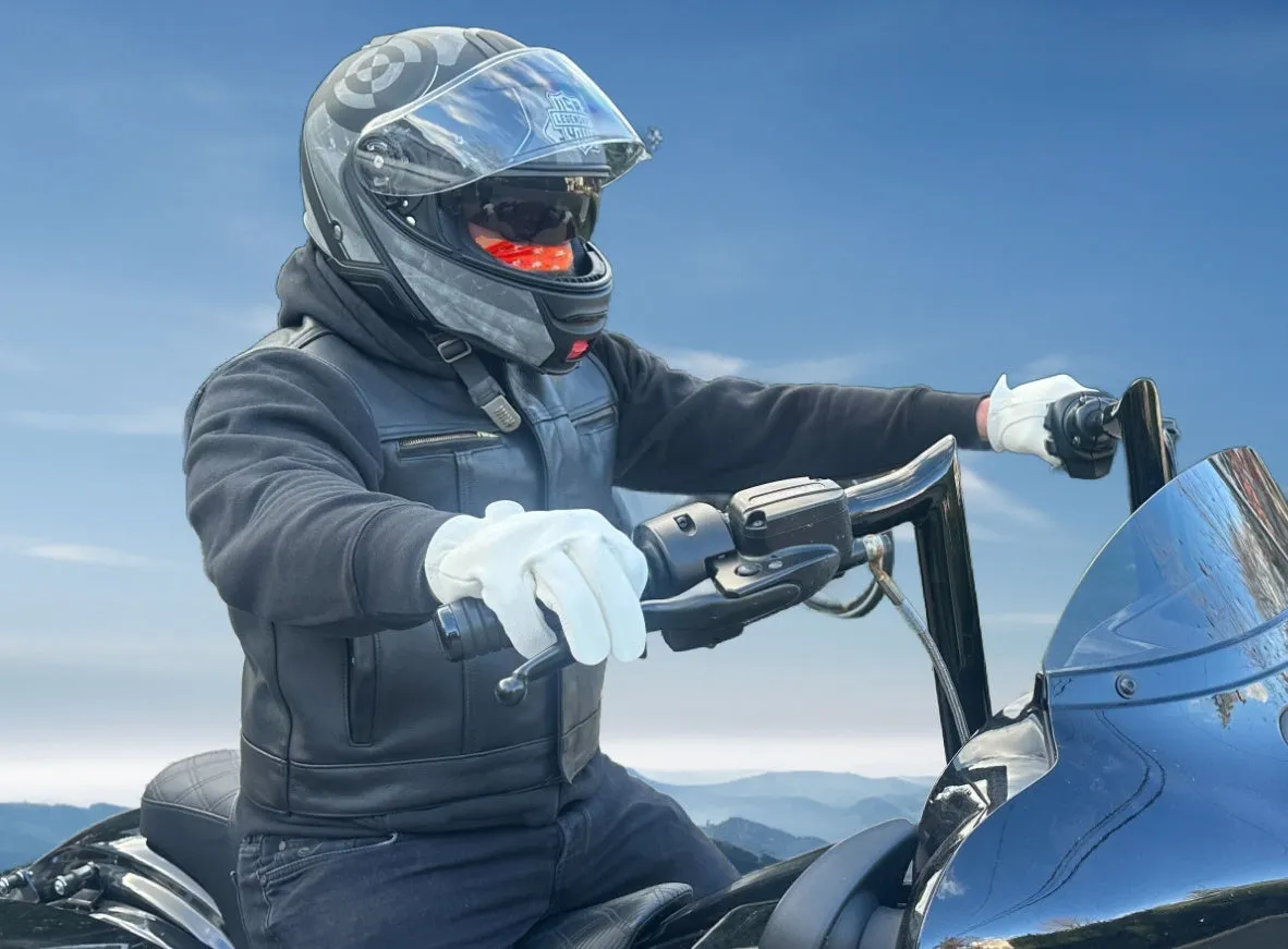 Legendary Lowlife Z Black Cropped Fitted Leather Club Style Motorcycle Vest sold by Legendary USA product image thumbnail 2