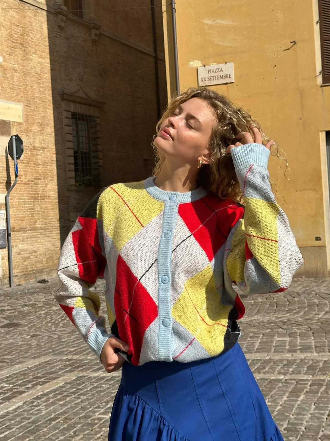 Lauda Cardi - Cirque Argyle | Parallel