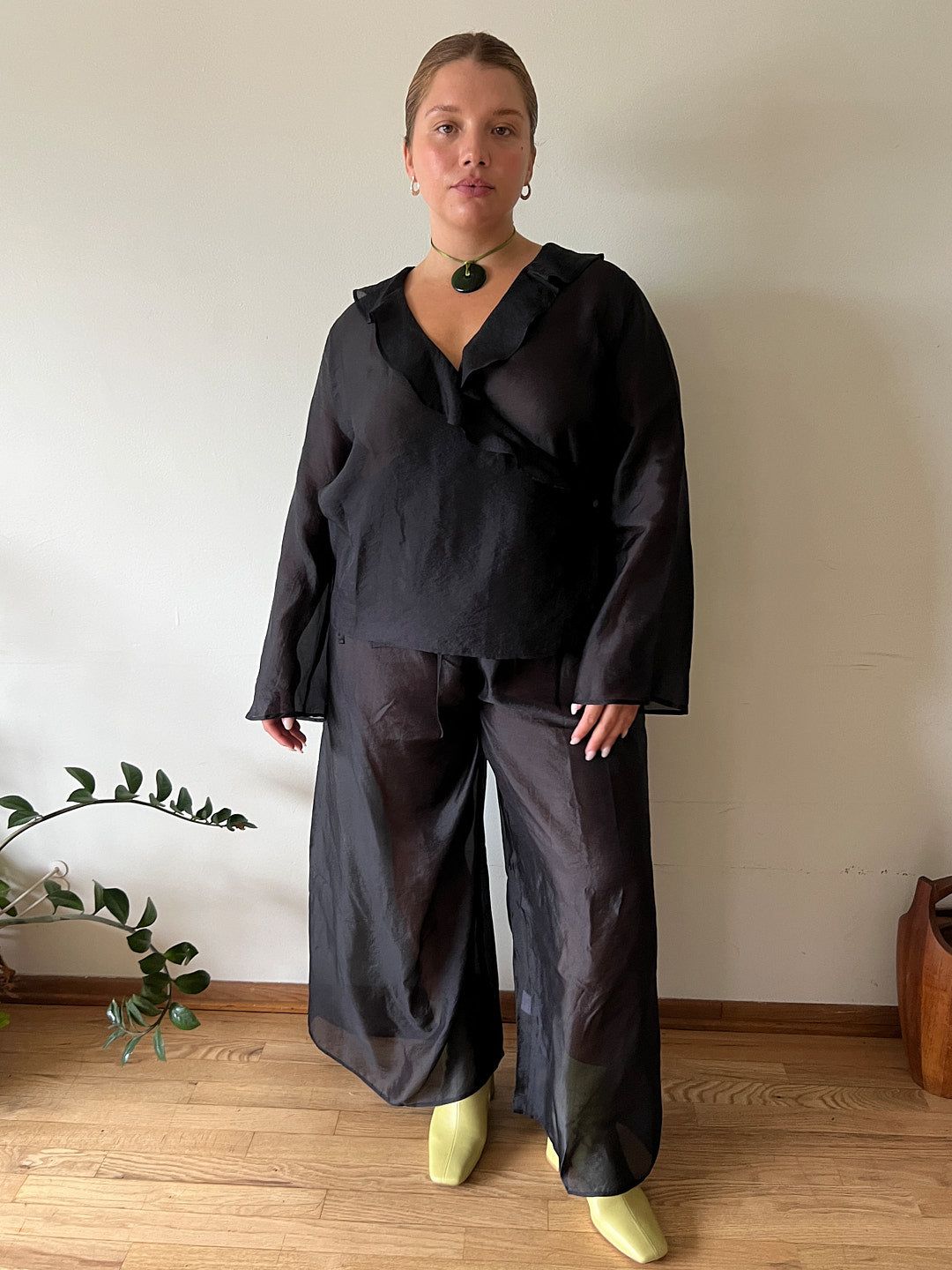 Tracee Trousers - Black sold by Lisa Says Gah