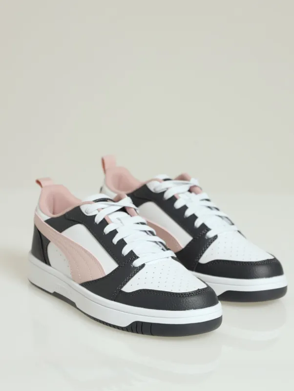 Rebound V6 Low Snekaer - Black/White sold by Edgars