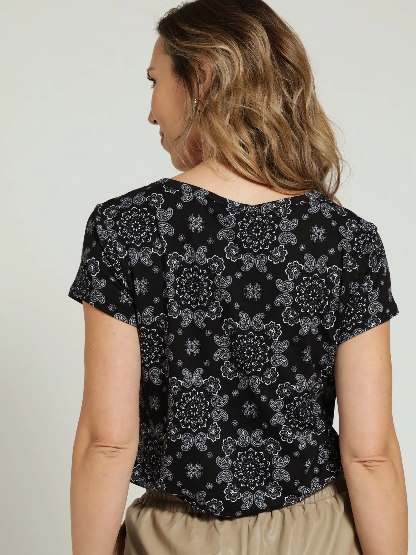 Pocket Tee - Black/White sold by Edgars product image thumbnail 4