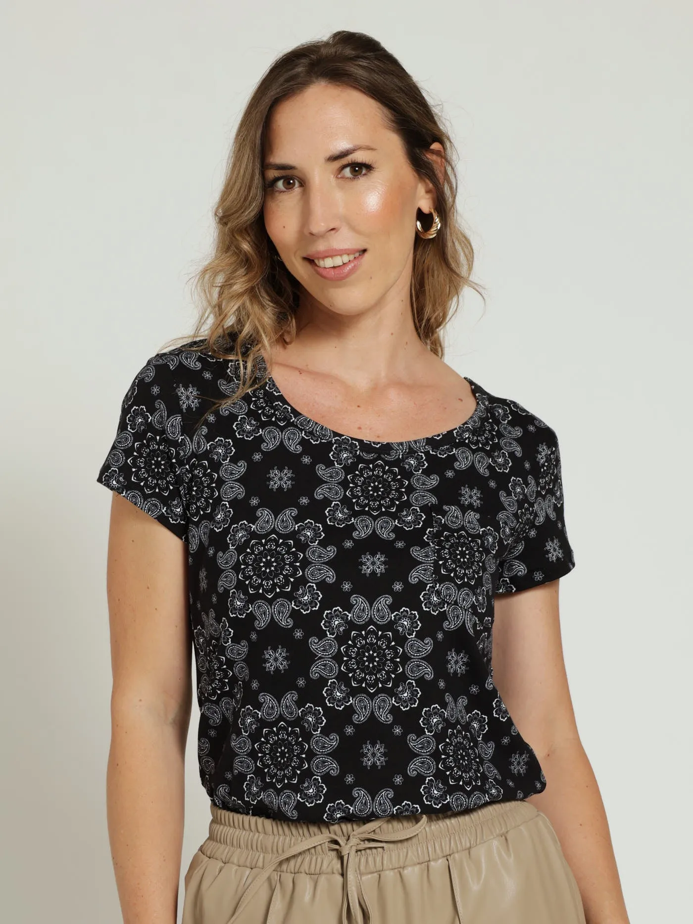 Pocket Tee - Black/White sold by Edgars