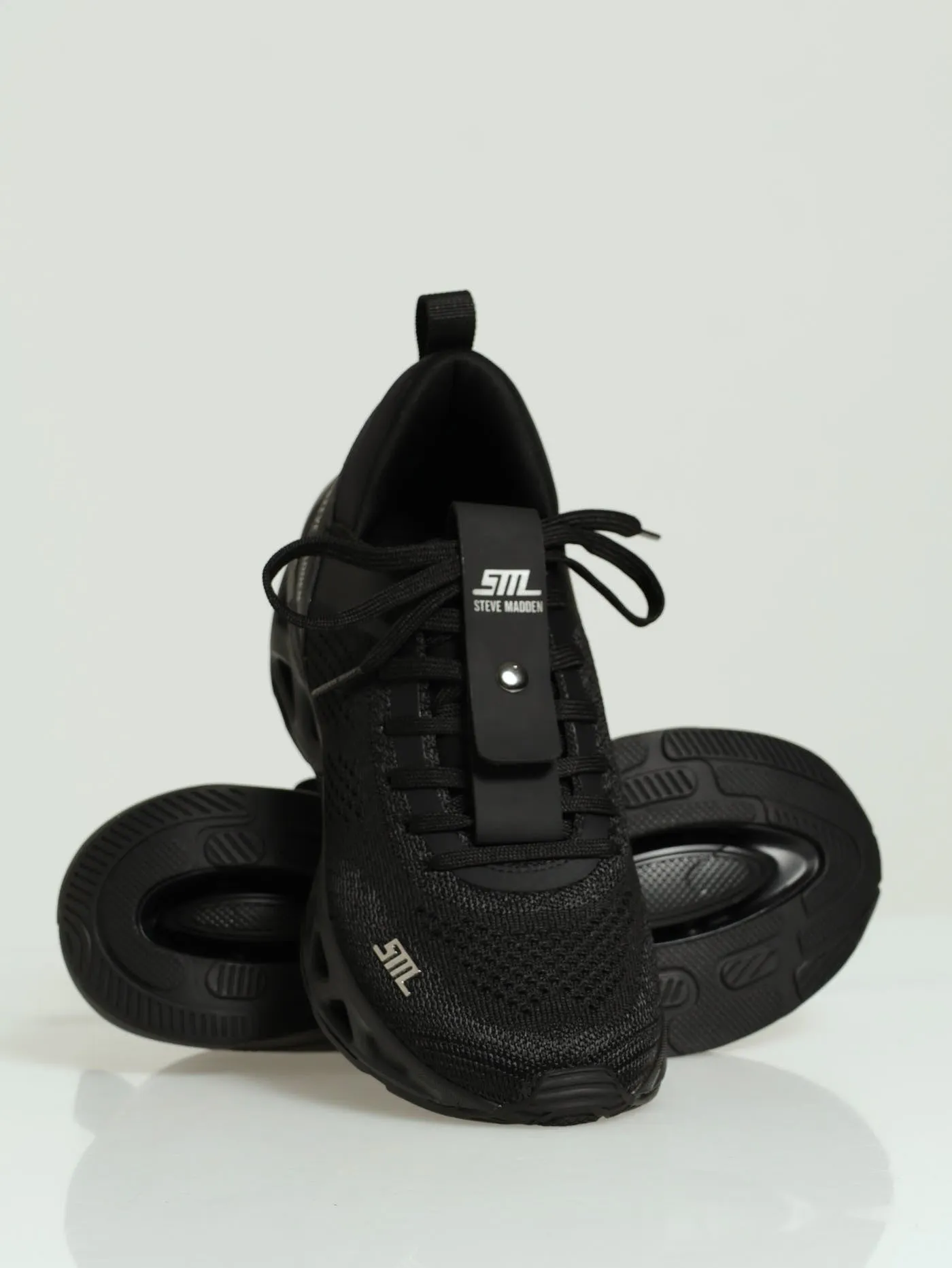 Surge Sneaker - Black sold by Edgars product image thumbnail 5