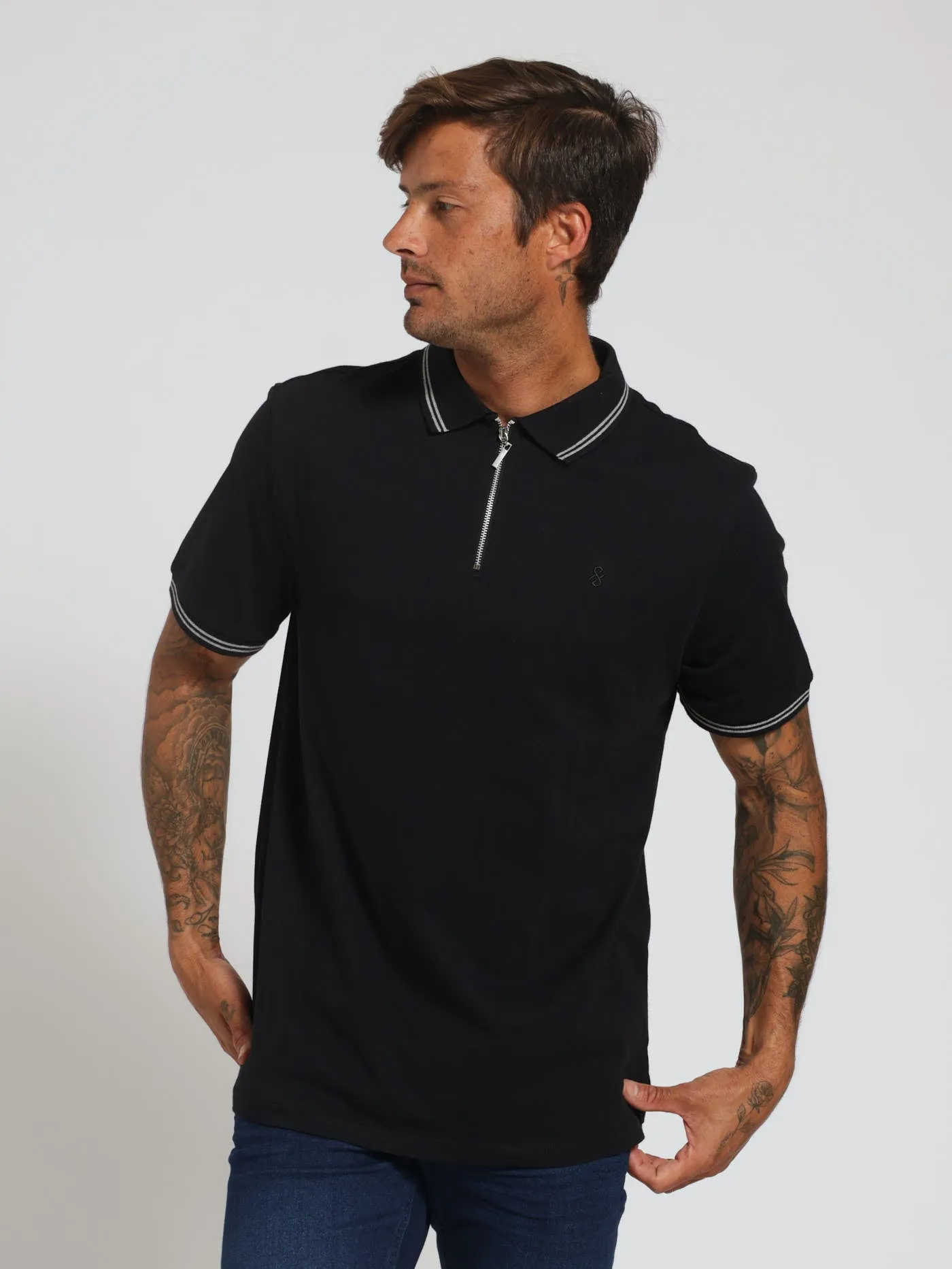 Zip Golfer - Black sold by Edgars product image thumbnail 2