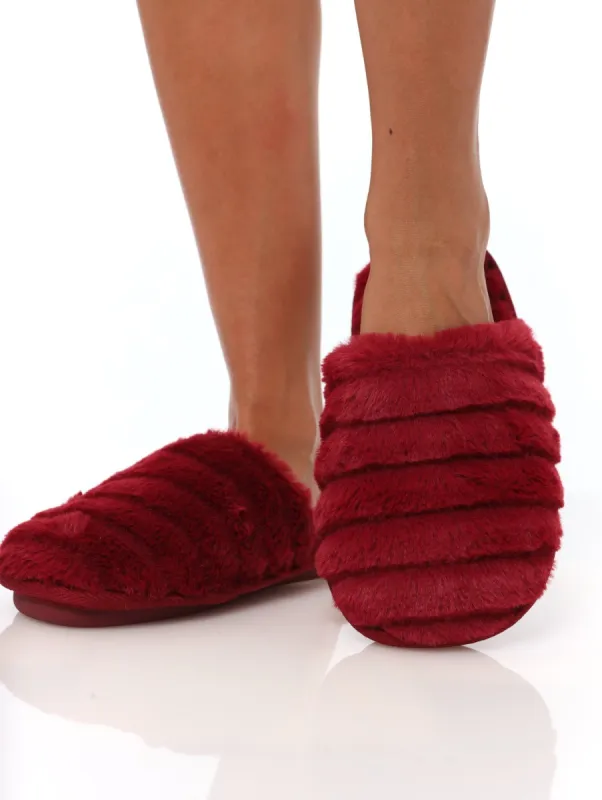 Ladies Basic Fur Closed Toe Slipper - Burgundy sold by Edgars