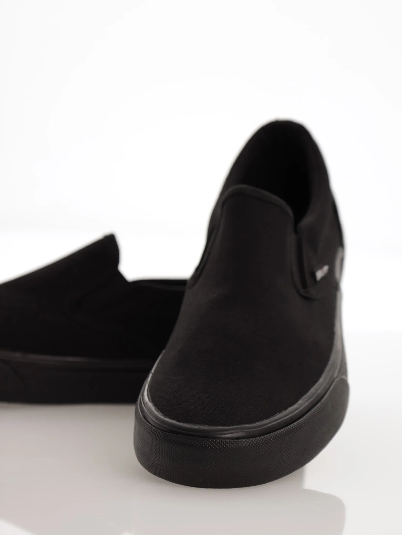 Men's Kite Sneaker - Black sold by Edgars