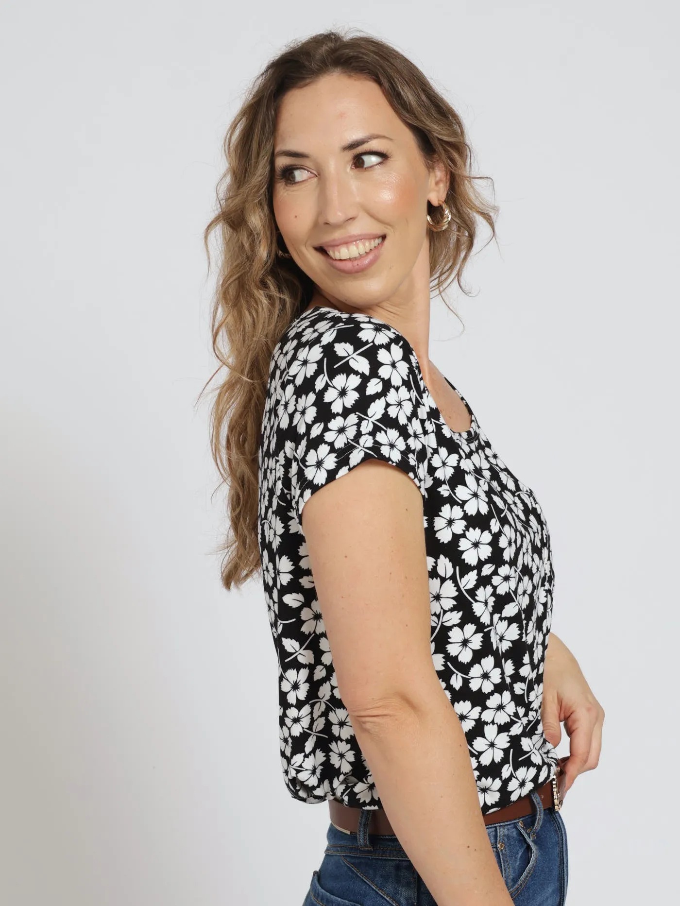 Pocket Floral Knit Tee - Black/Cream sold by Edgars product image thumbnail 2