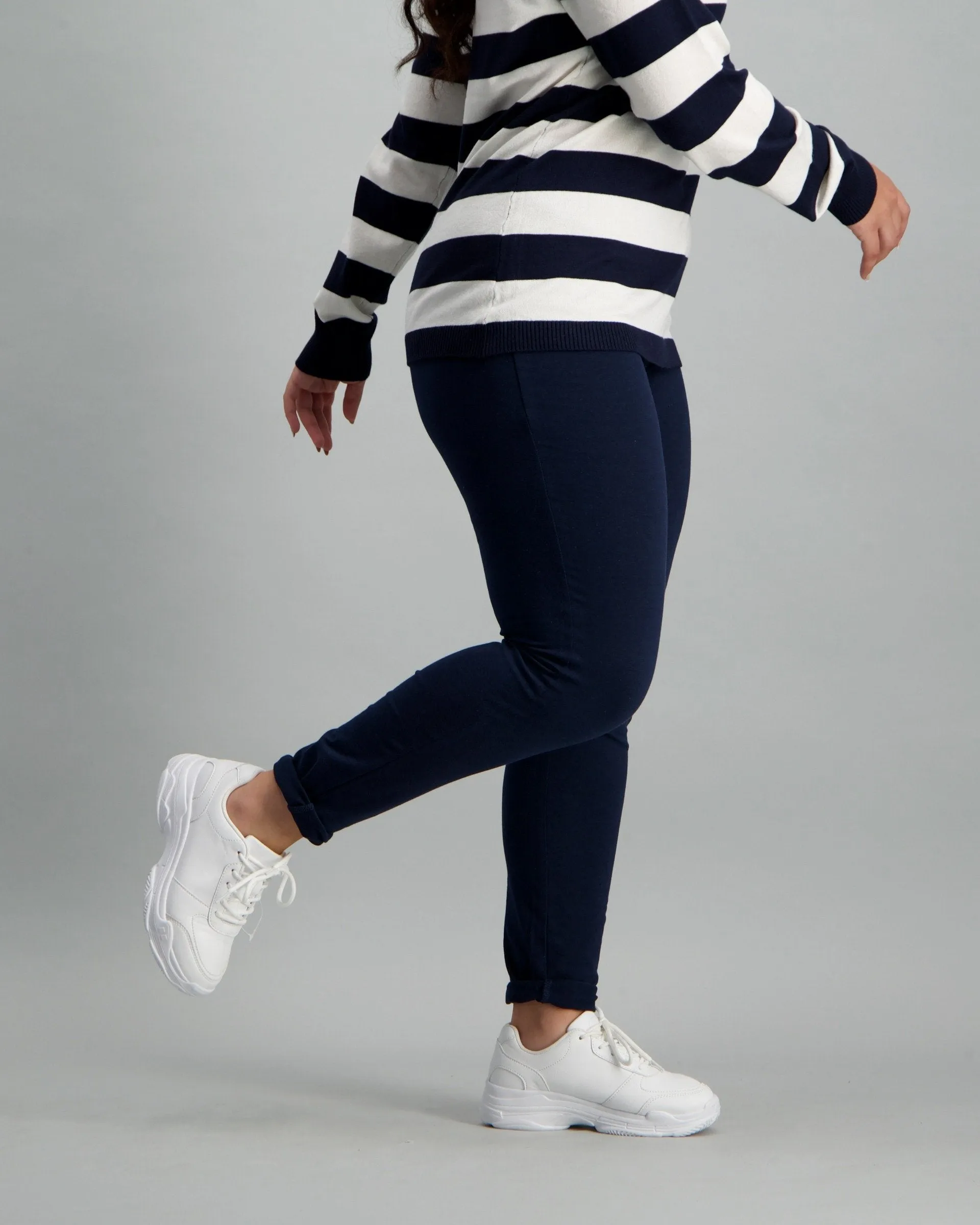 Ladies Basic Legging - Navy sold by Edgars product image thumbnail 3
