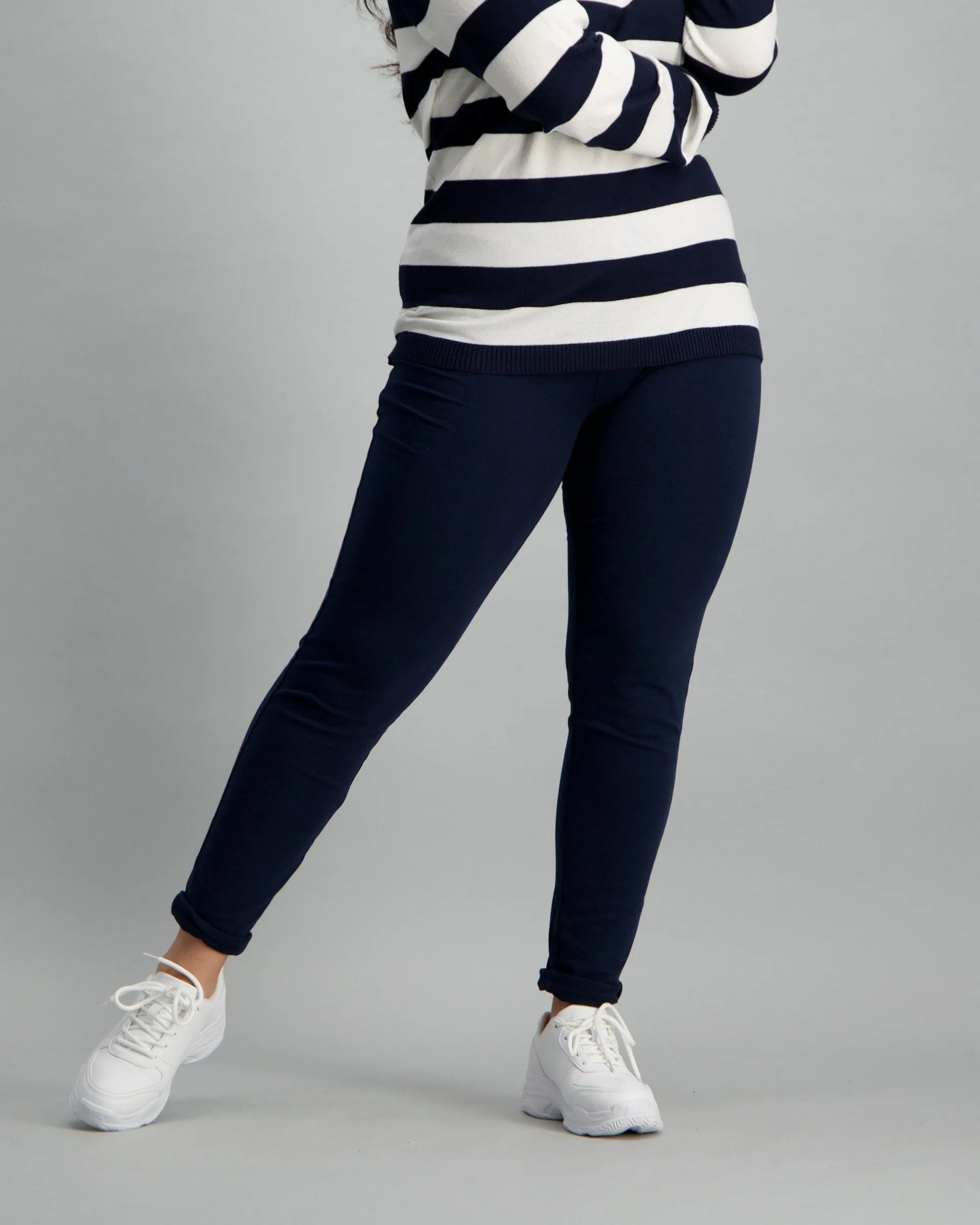 Ladies Basic Legging - Navy sold by Edgars