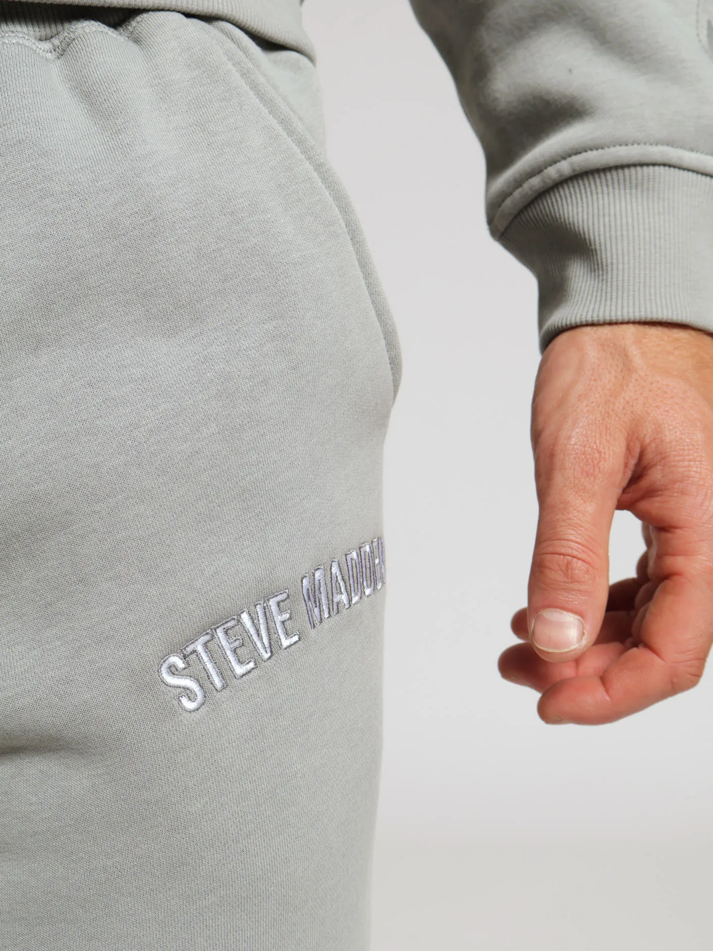 Robert Fleece Jogger - Ice Grey sold by Edgars product image thumbnail 4