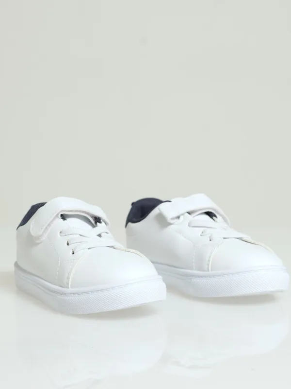 Pre-Boys Sneaker - White/Navy sold by Edgars