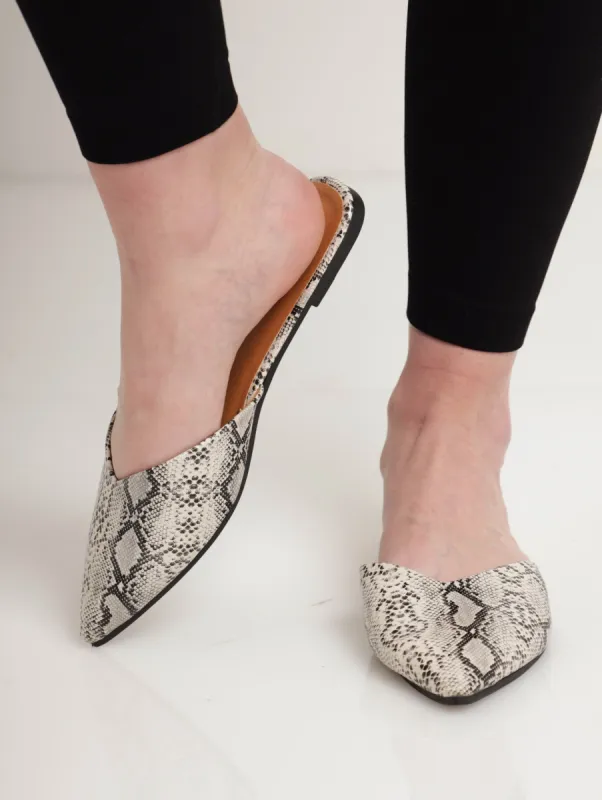 Ladies Open Waist Pointy Toe Pump sold by Edgars