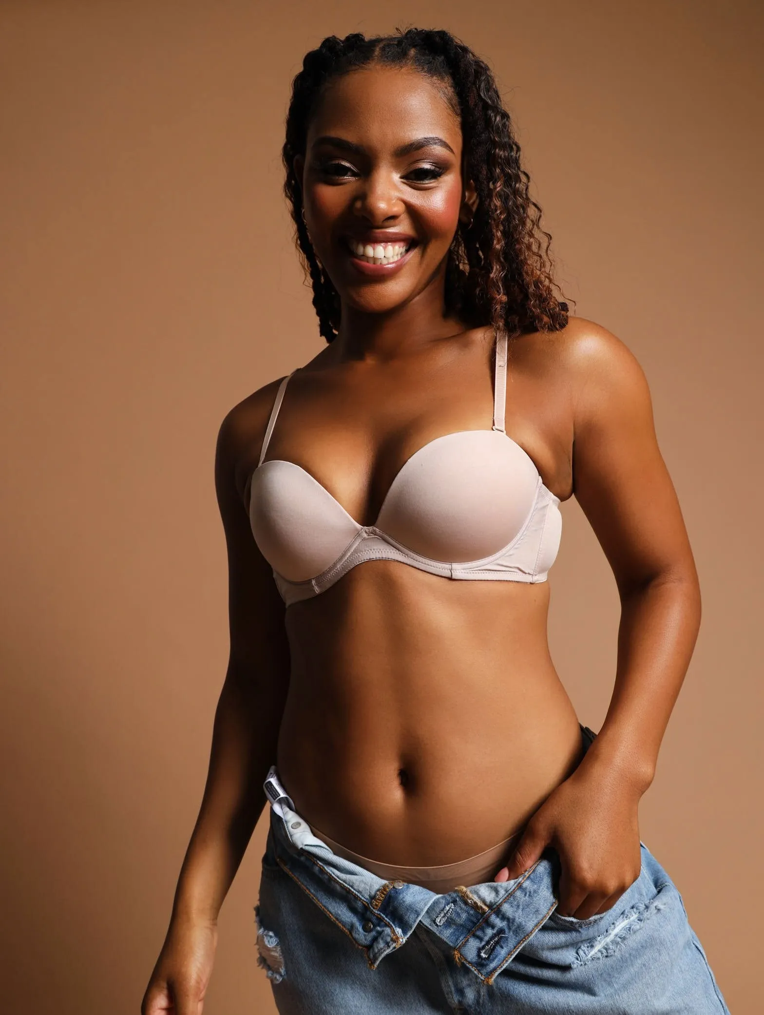 2 Pack Low Plunge Multiway Bra - White/Beige sold by Edgars product image thumbnail 4