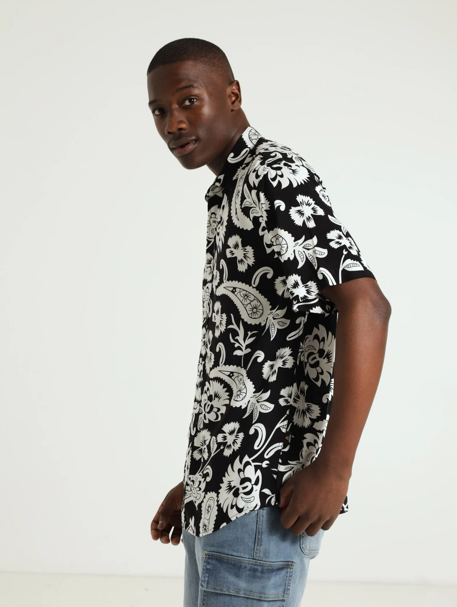Viscose Paisley Shirt - Black sold by Edgars product image thumbnail 2
