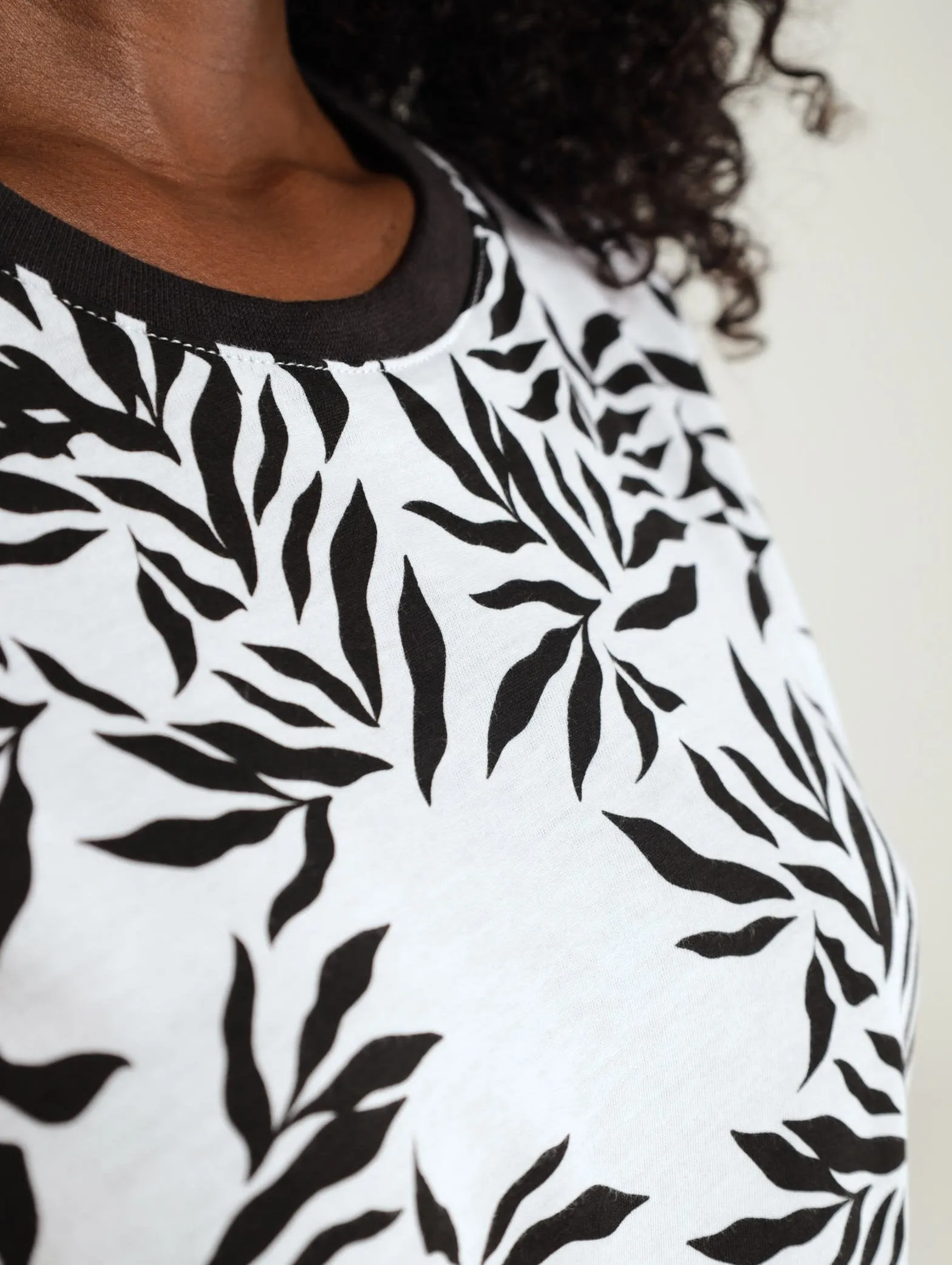 Cotton Crew Tee - White/Black sold by Edgars product image thumbnail 4