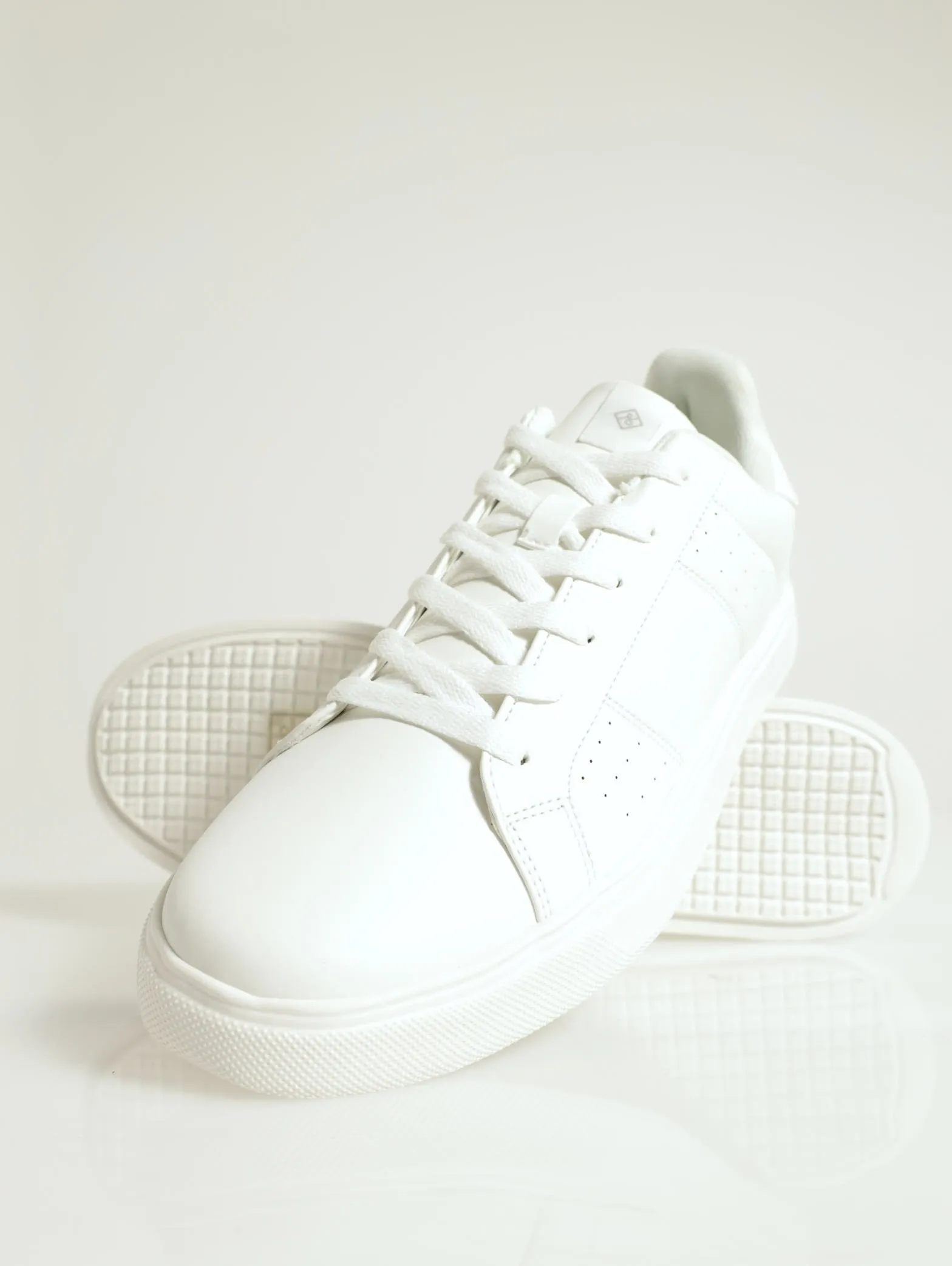 Keller Basic Pu Lace-Up Sneaker - White sold by Edgars product image thumbnail 4